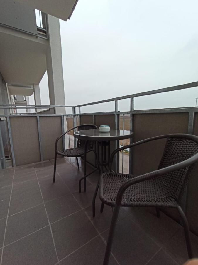 Apartament Wrzesnia II Apartman Kültér fotó